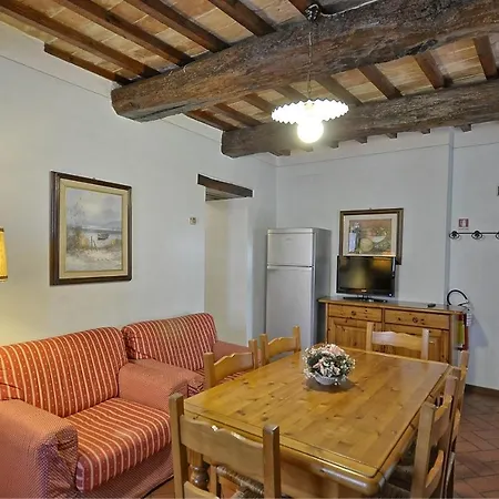 Vernazzano Basso Sleeps 4 T241006 * Tuoro sul Trasimeno